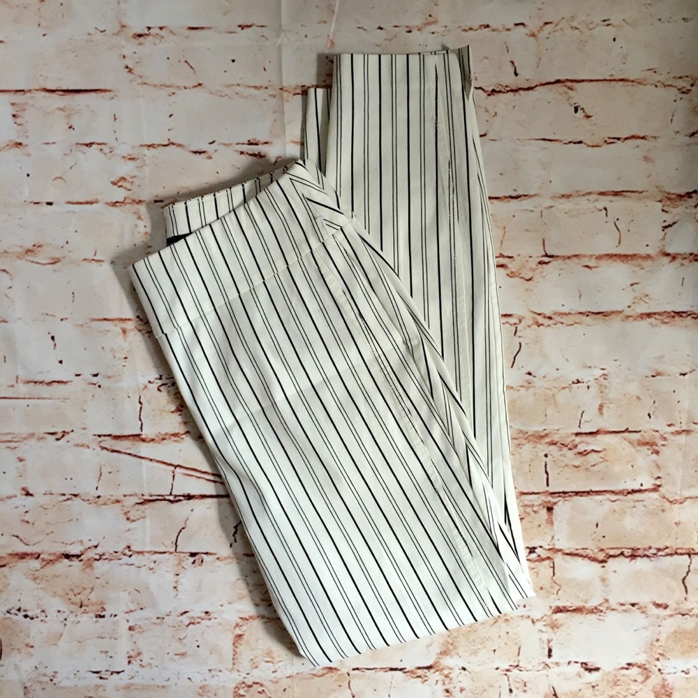 NWOT NY&C Striped Pull on Ankle Pant Size Medium